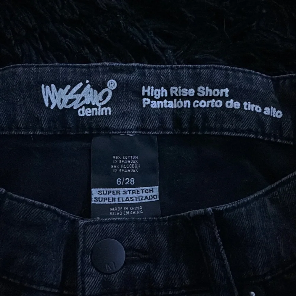 Mossimo High rise black jean shorts size 6 - Picture 5 of 6